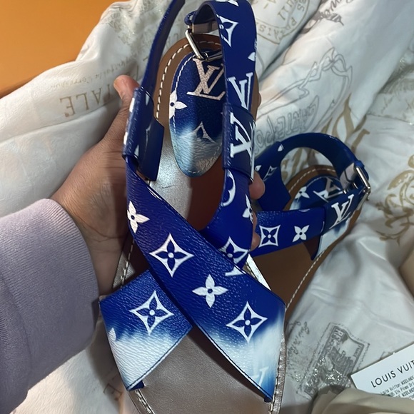 Louis Vuitton Sandals - Picture 4 of 5